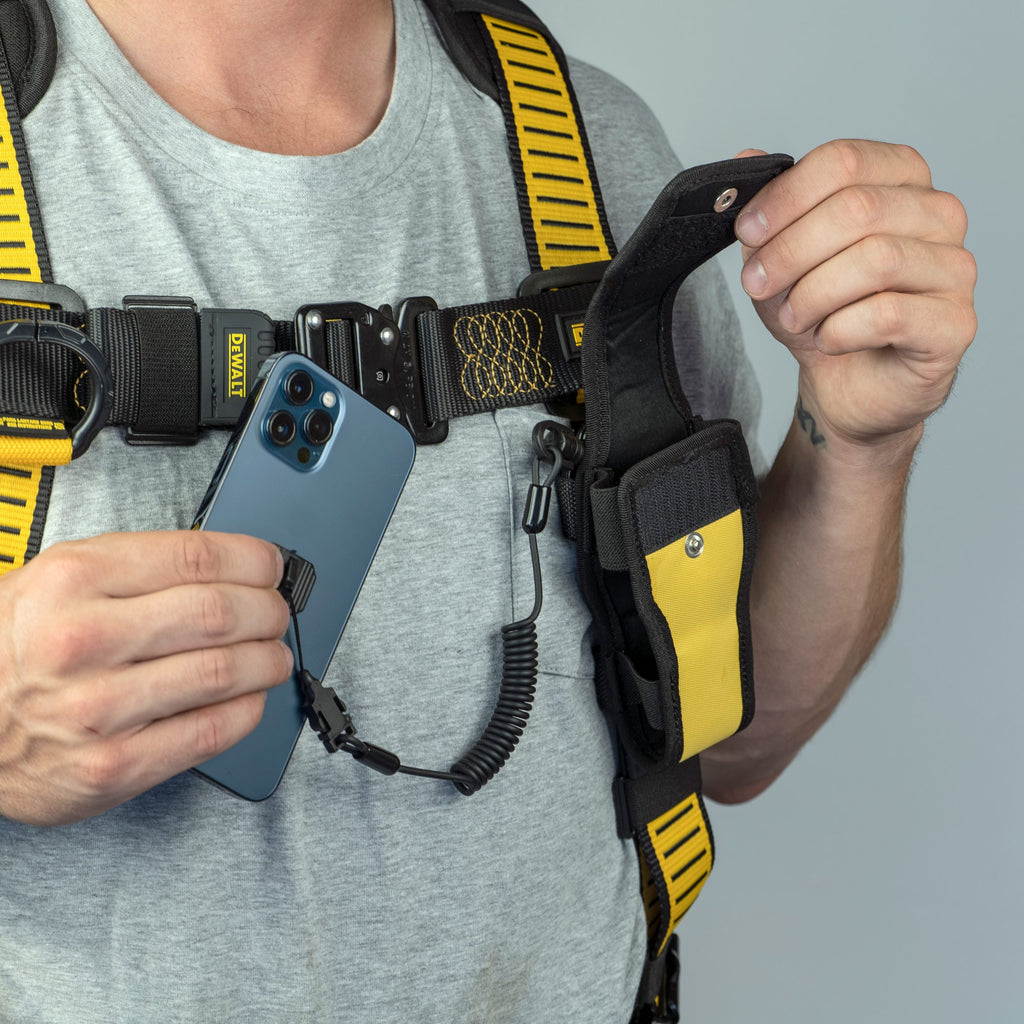DEWALT Clip To Loop Spring Lanyard 2 lbs.(0.91 kg) capacity, 3 pack