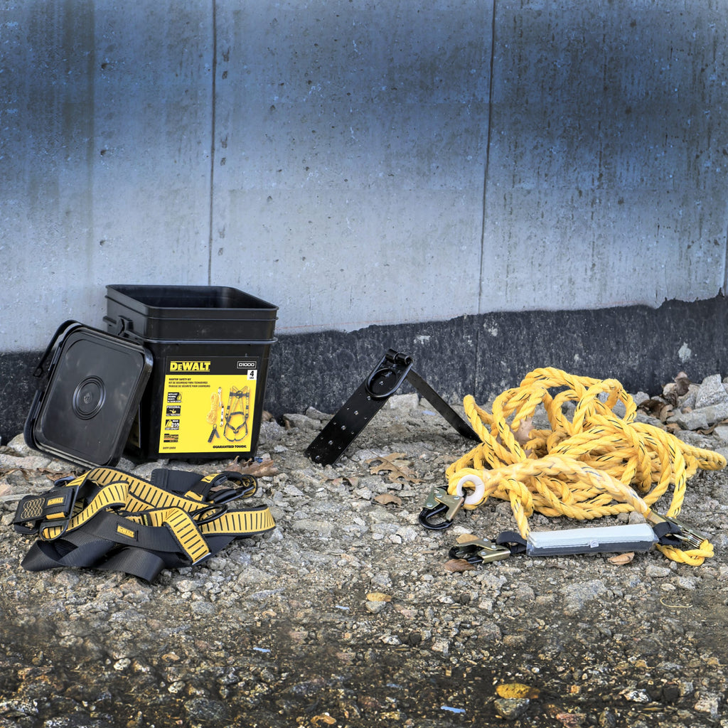 DEWALT Rooftop Safety Kit