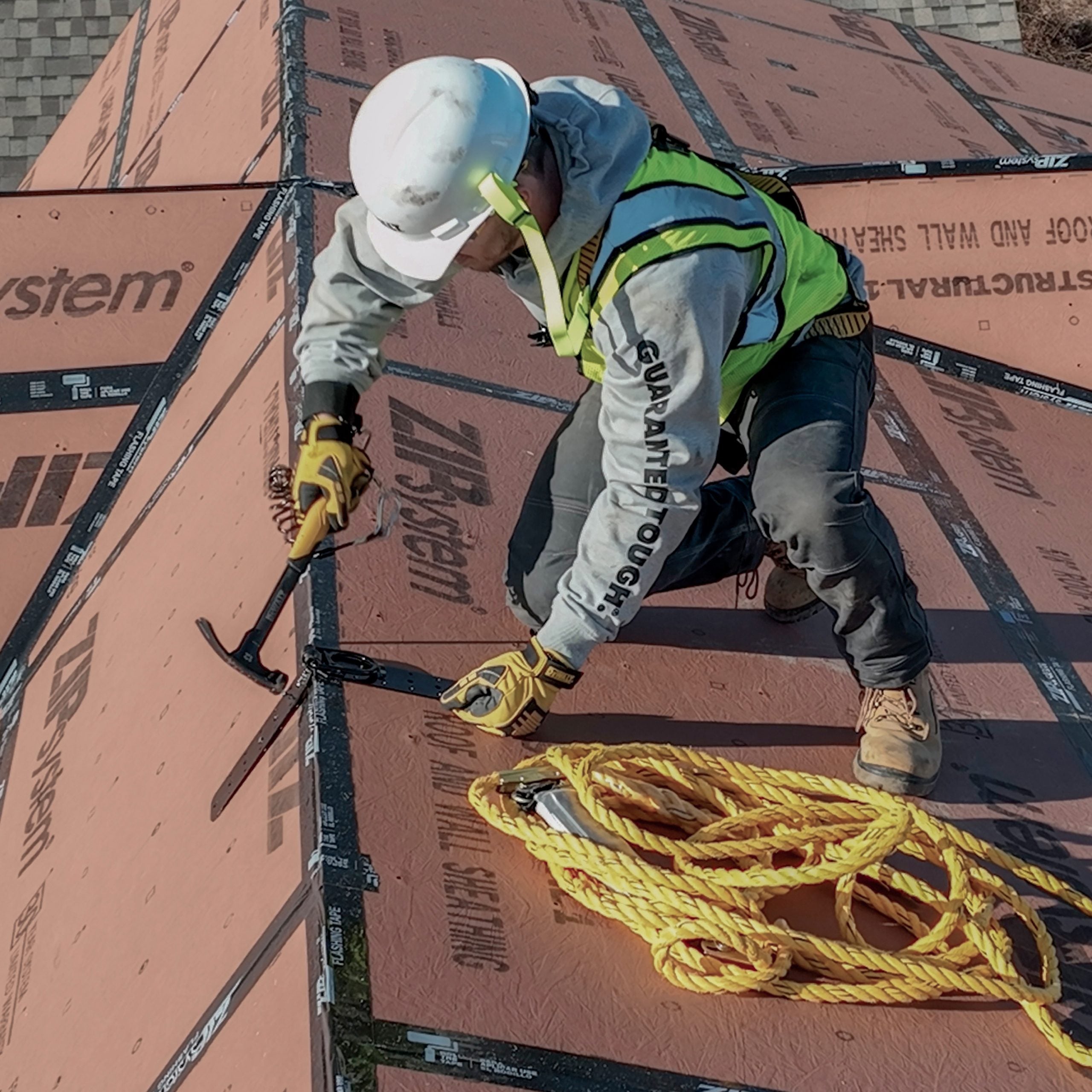 DEWALT Reusable Rooftop Anchor