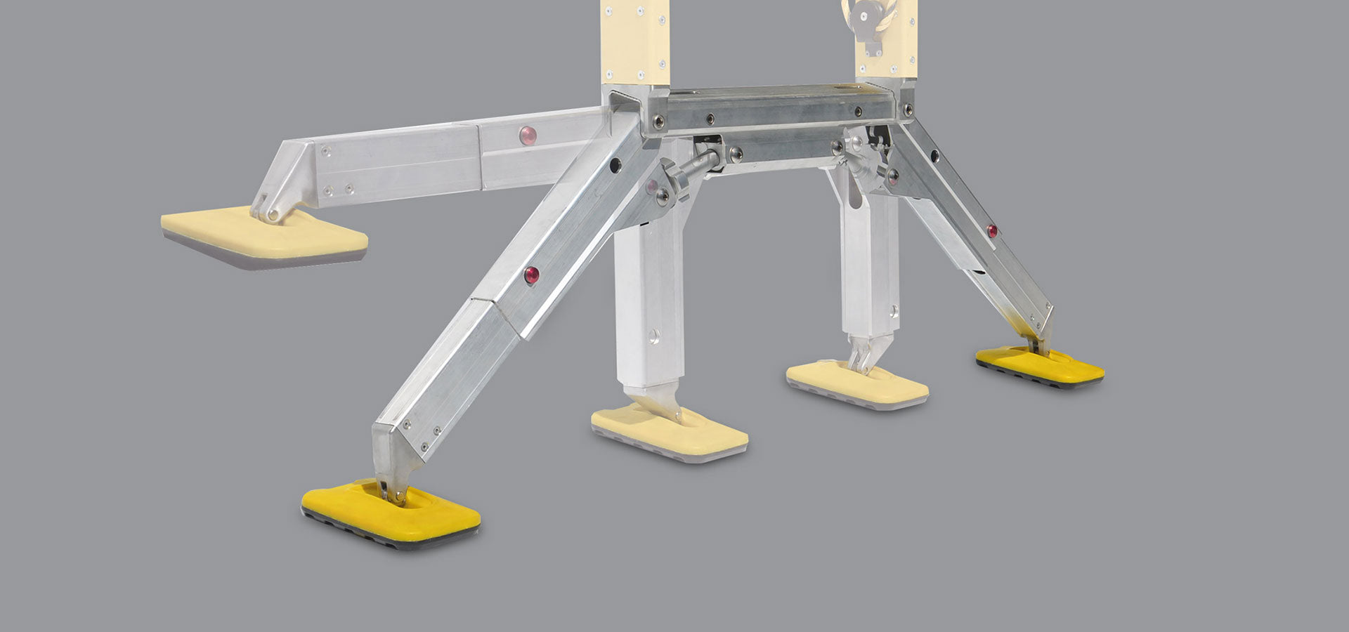 WorkMaster All Terrain 550mm Safety Step Platform Ladder - Gallery Image 5