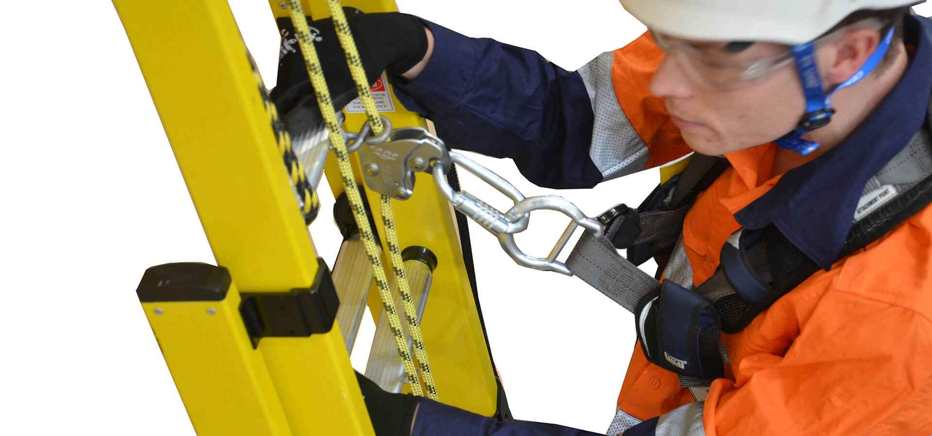 PowerMaster Fall Control Extension Ladder (EN795 Certified) - Gallery Image 4
