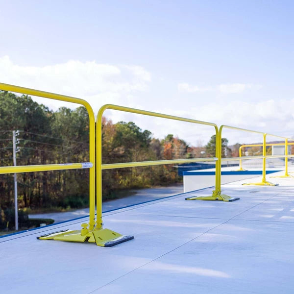 Tie Down 5 ft. Guardrail & Universal Clamp Bases (Kit)
